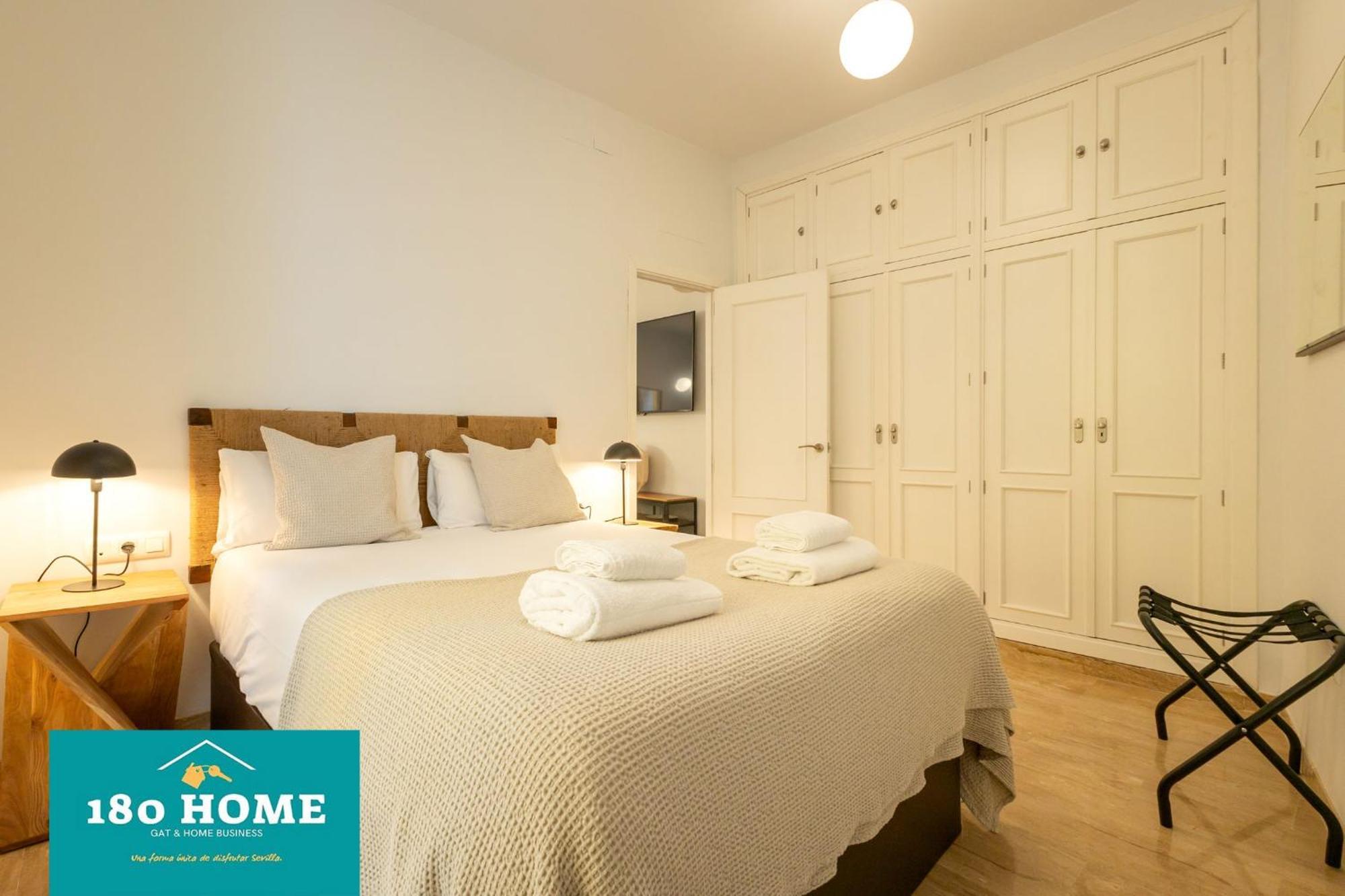 180 Home Goyeneta Luxury Sevilha Exterior foto